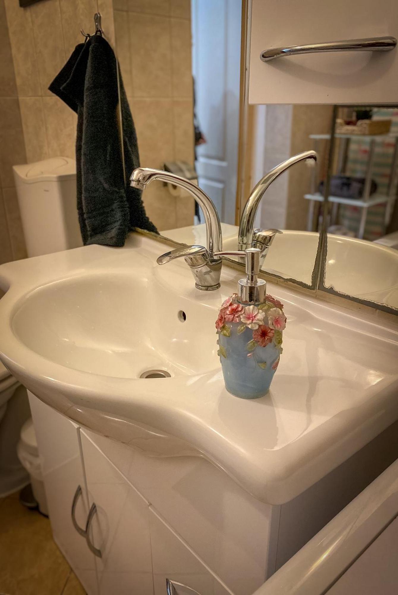 Lovely Central Apartment With Free Parking, Koezponthoz Koezeli 3 Szobas Lakas Győr Eksteriør billede